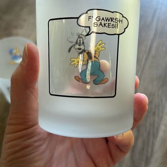 Collectible Disney Frosted Glasses Set of 4 | Mickey, Minnie, Donald & Goofy - Picture 4 of 7